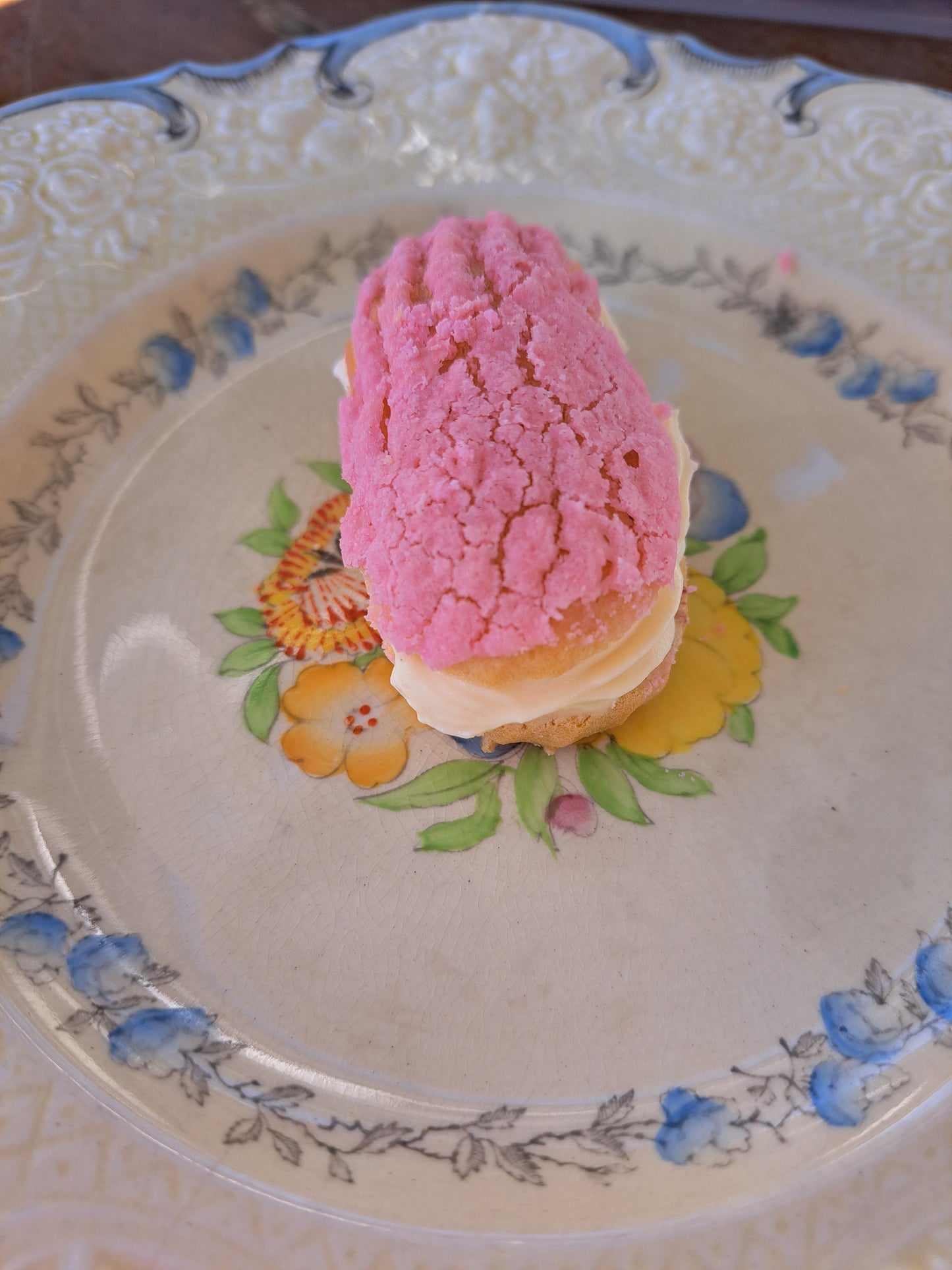 Mini Raspberry Eclair