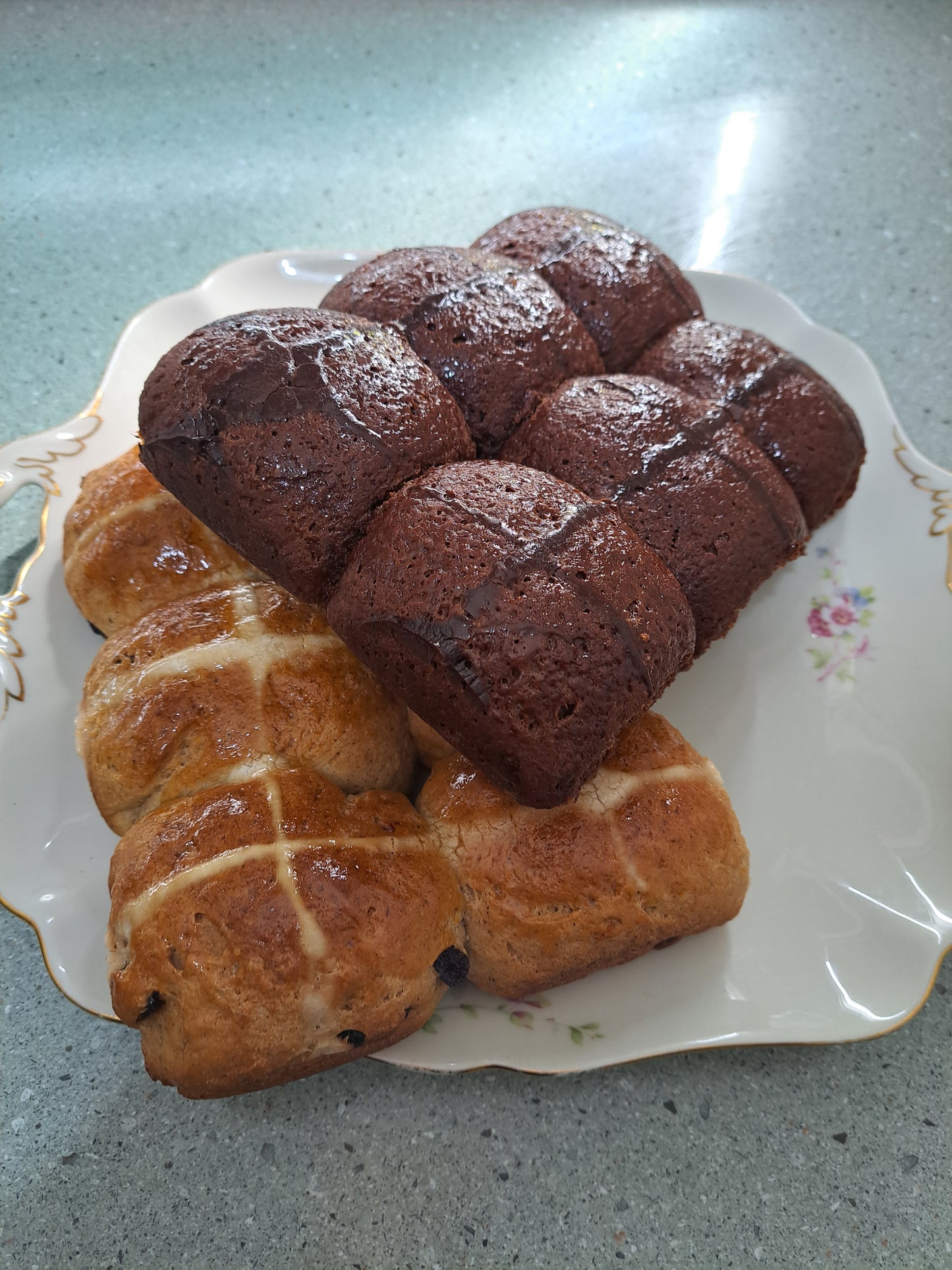 6 Pack Traditional Hot Cross Buns