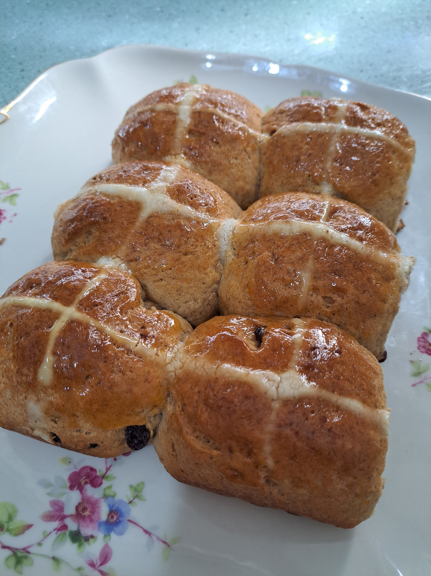 6 Pack Traditional Hot Cross Buns